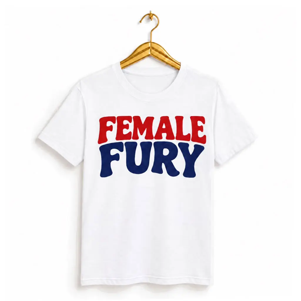 Weißes T-Shirt FEMALE FURY mit rotem und blauem Schriftzug
